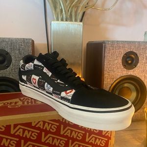 Brand new MEET ME IN THE MIDDLE old skool vans SIZE 9 WOMENS/ 7.5 MENS